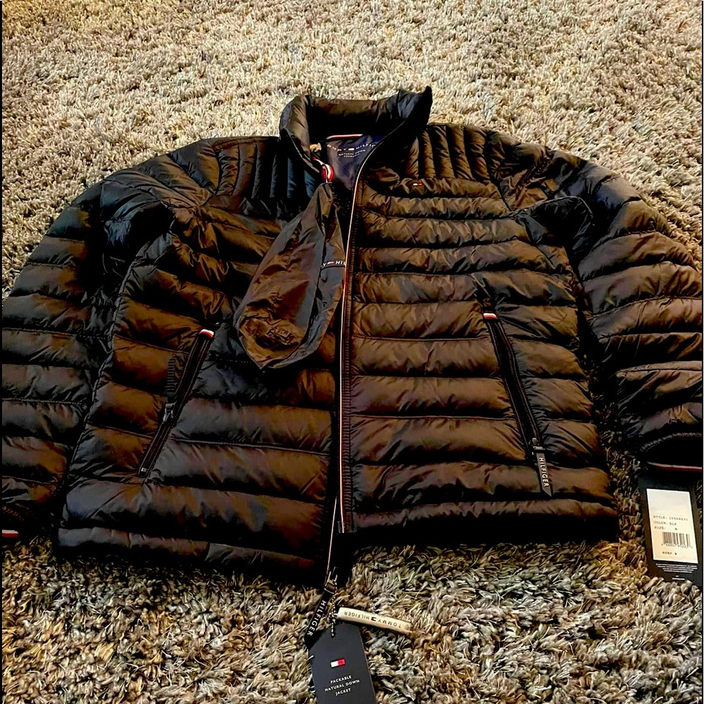 New- Medium Tommy Hilfiger